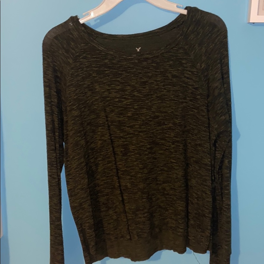 Long sleeve American eagle top